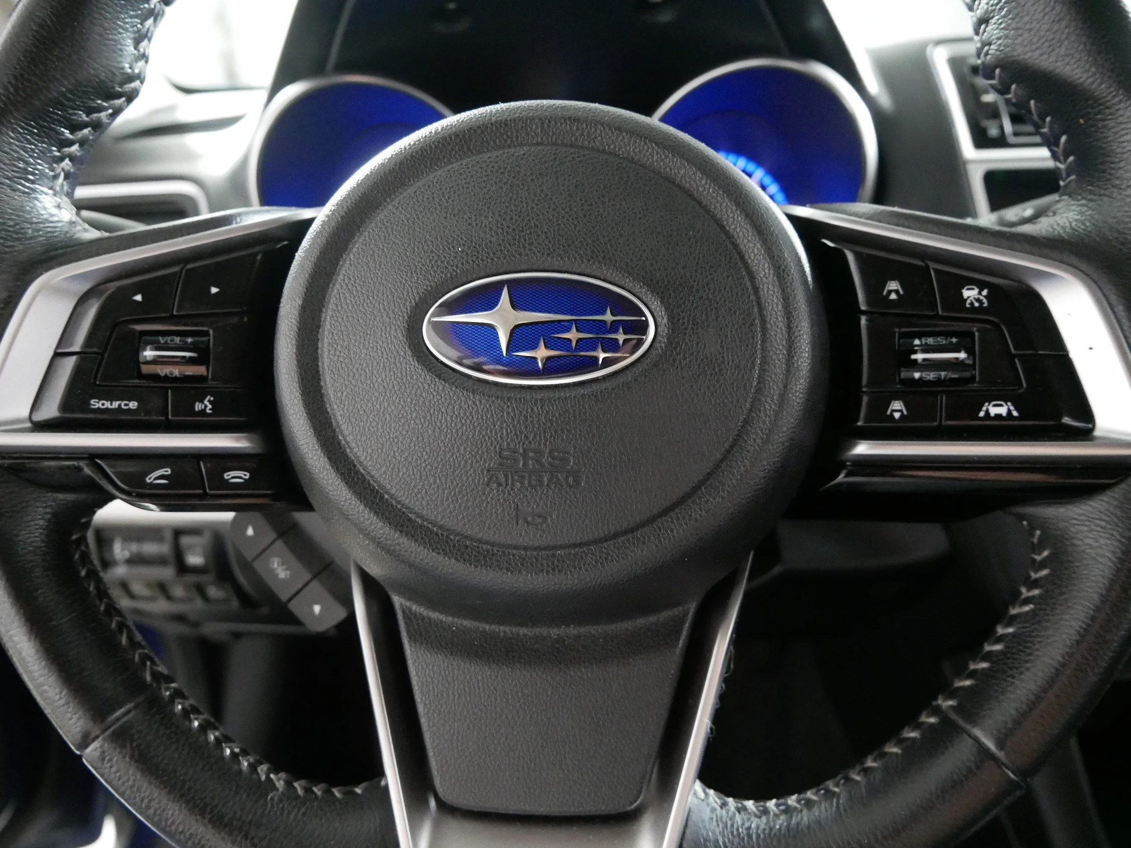 Used 2019 Abyss Blue Pearl Subaru Limited image 25
