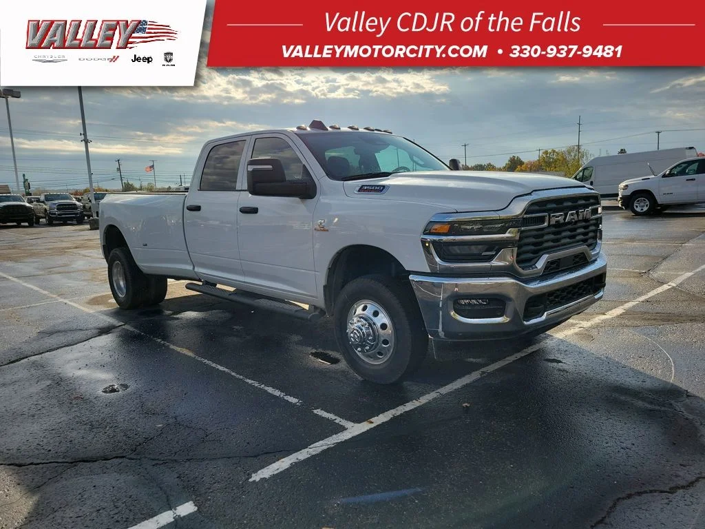 2026 RAM 3500 Tradesman 4X4 Crew Cab LWB's photo