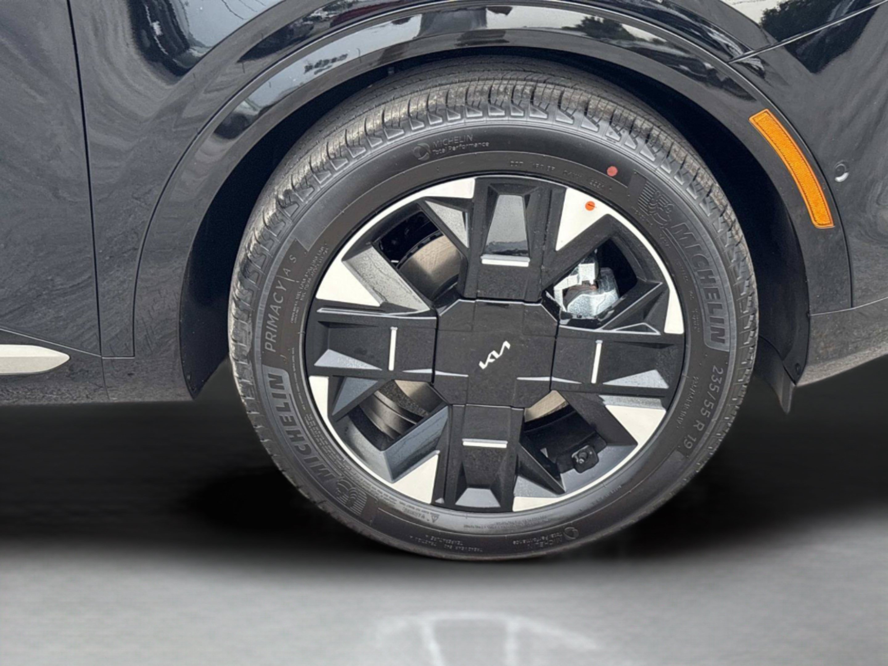 New 2027 Ebony Black Kia SX Prestige image 33