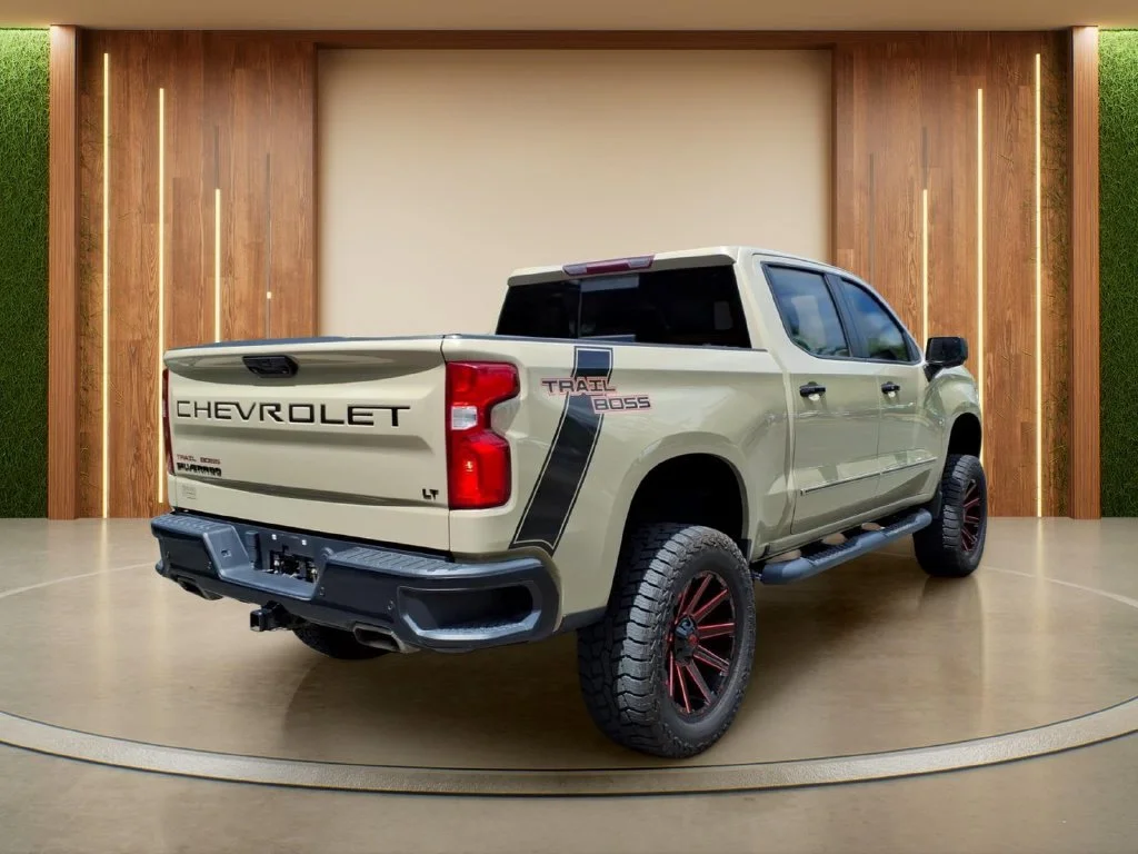 Used 2022 SAND DUNE METALLIC Chevrolet LT Trail Boss image 33