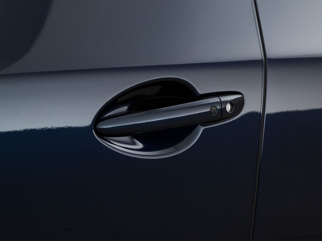 Used 2021 Blue Mazda Touring image 58