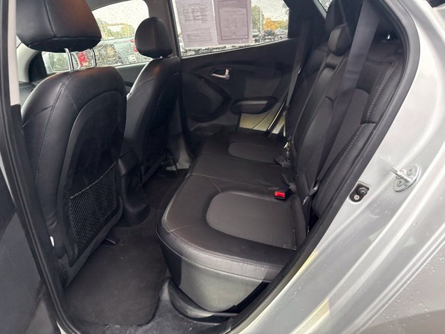 Used 2013 Silver Hyundai GLS image 19