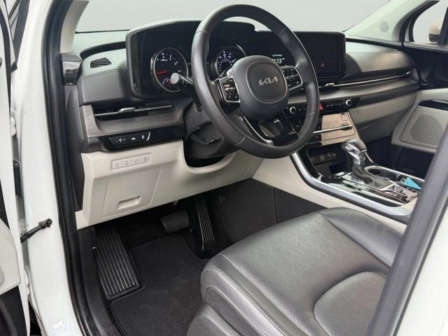 Used 2023 White Kia EX image 10