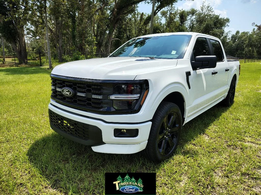 New 2026 Oxford White Ford STX CREW 4X4 LOBO image 1