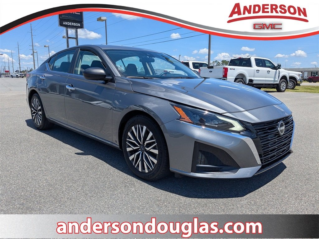 2024 Nissan Altima SV