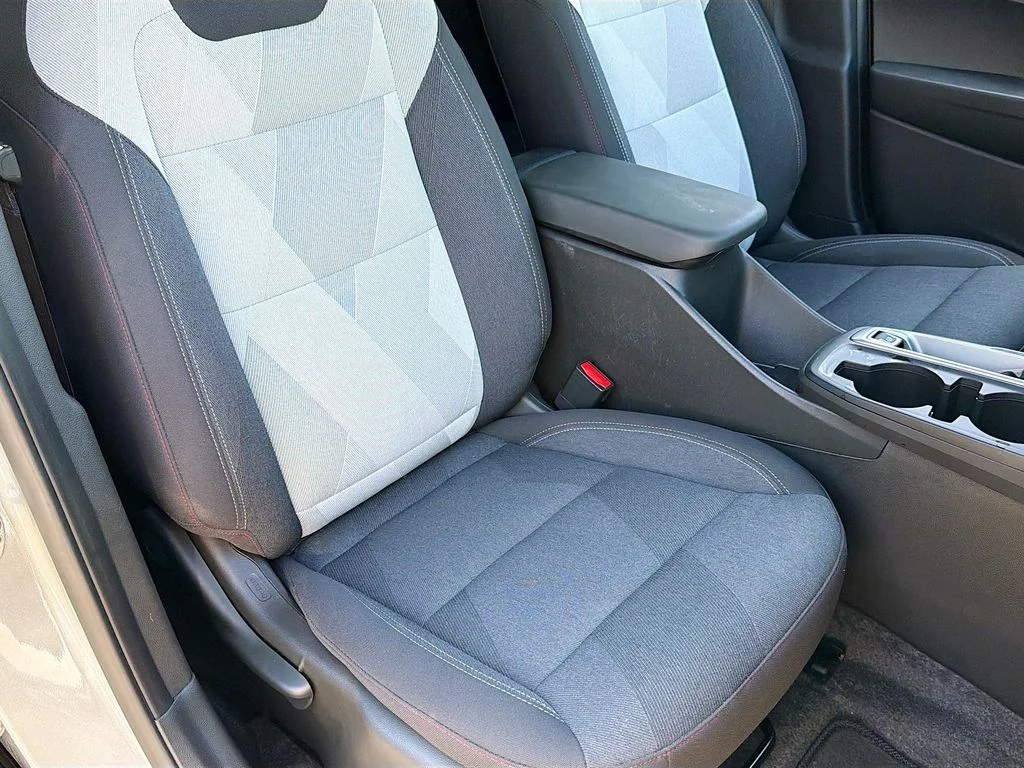 Used 2025 Sterling Gray Metallic Chevrolet 1RS image 22
