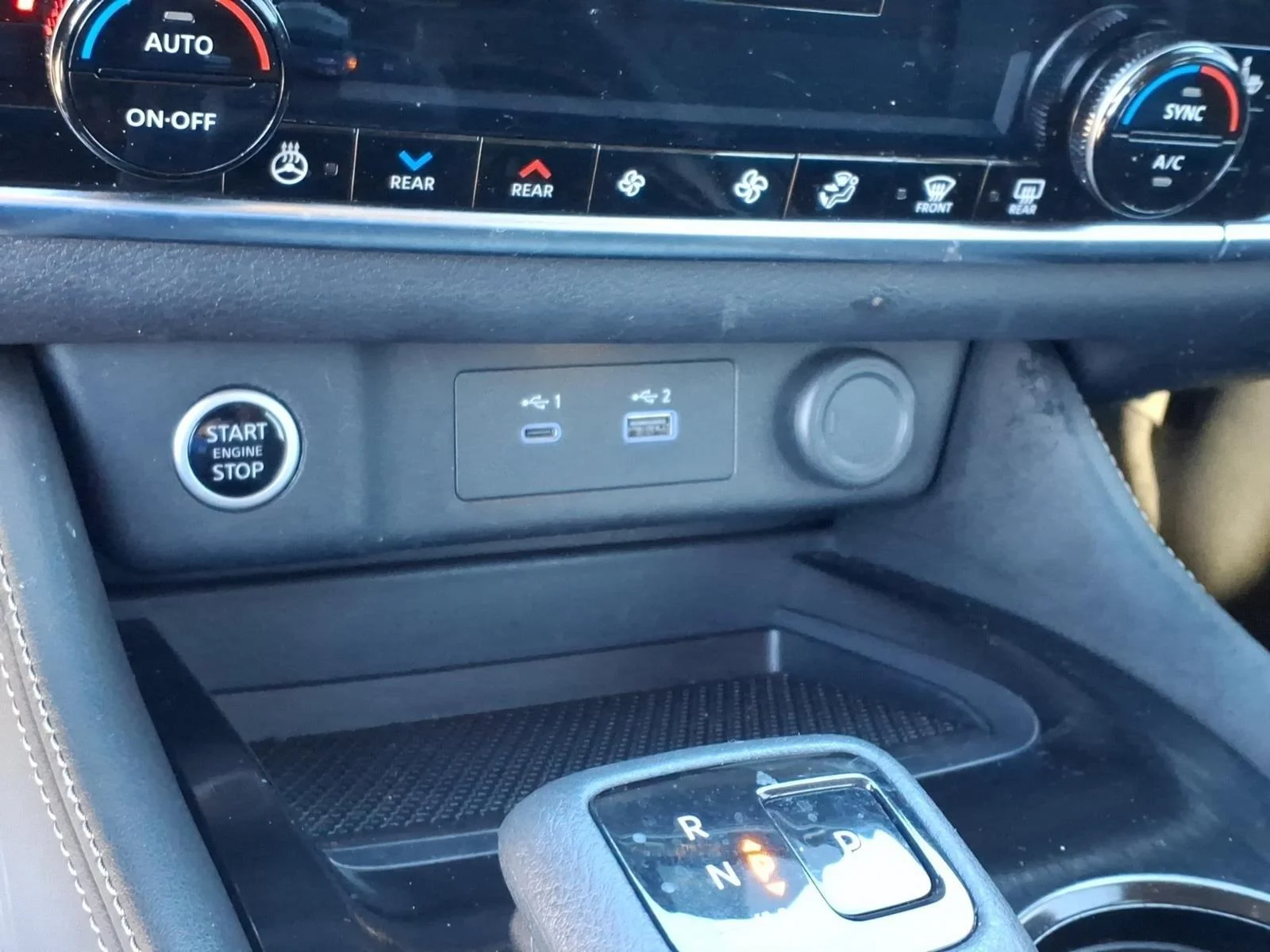Used 2022 Boulder Gray Pearl Nissan SL image 6
