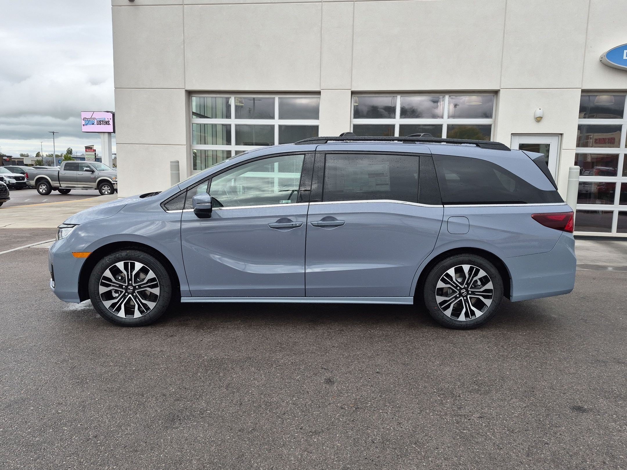 New 2027 Sonic Gray Pearl Honda Elite image 7