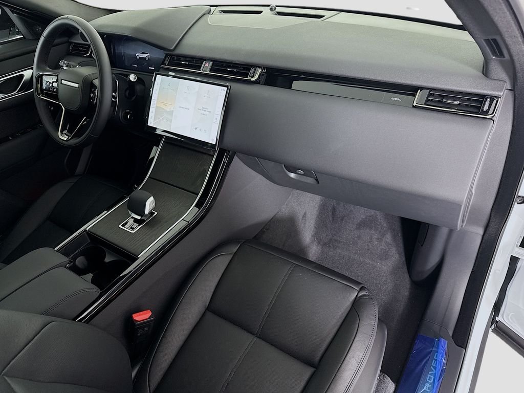 Used 2026 Fuji White Land Rover S image 17