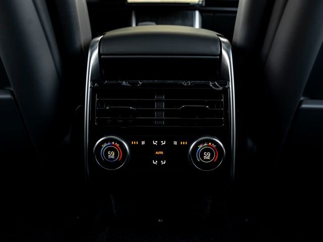 New 2026 Fuji White Land Rover SE image 26