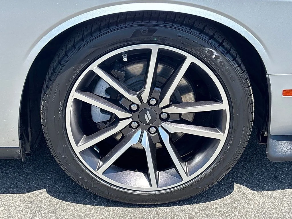 Used 2023 Triple Nickel Clear Coat Dodge R/T image 31