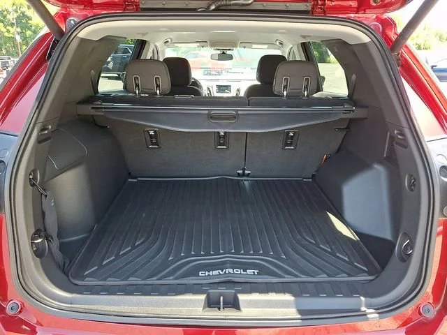 Used 2019 CAJUN RED TINTCOAT Chevrolet LT image 28