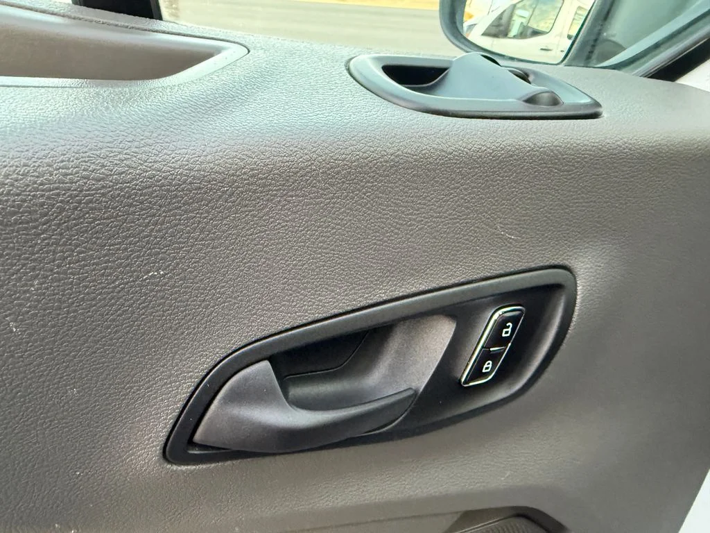 Used 2024 White Ford XLT image 25