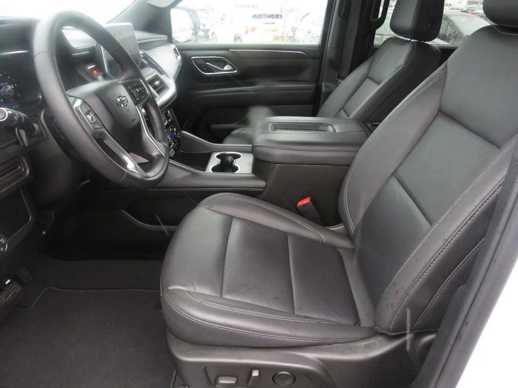 Used 2024 Summit White Chevrolet Z71 image 16