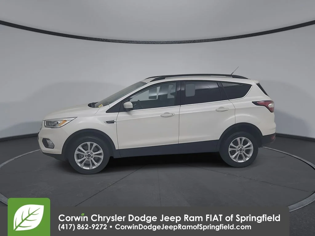 Used 2017 White Ford SE image 8
