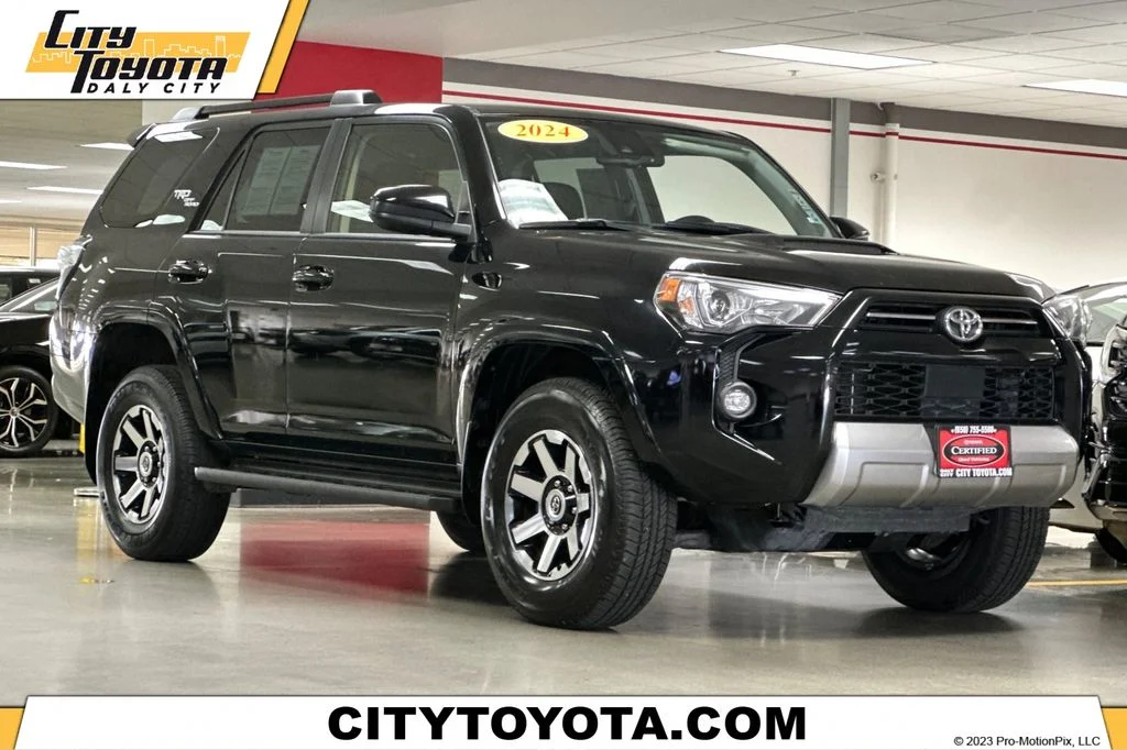 2024 Toyota 4Runner TRD Off-Road 4WD V6's photo