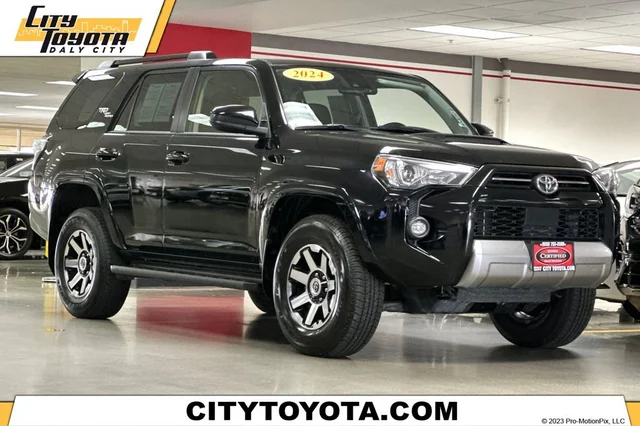 2024 Toyota 4Runner TRD Off-Road