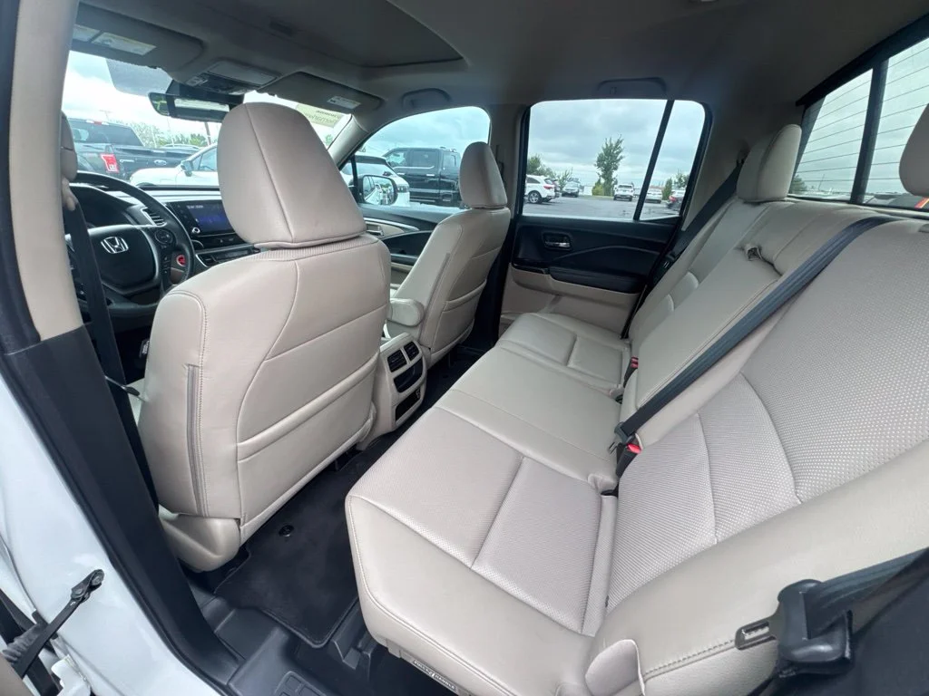 Used 2023 White Honda RTL-E image 11