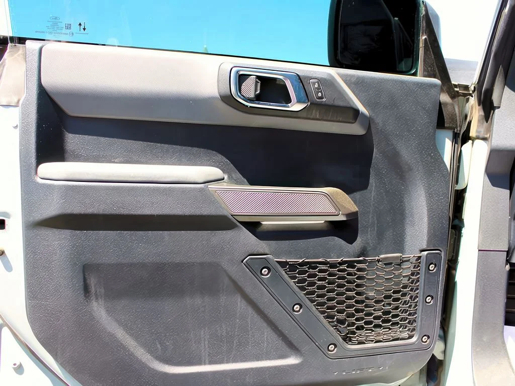 2022 Ford Bronco 4-Door Black Diamond - Photo 10