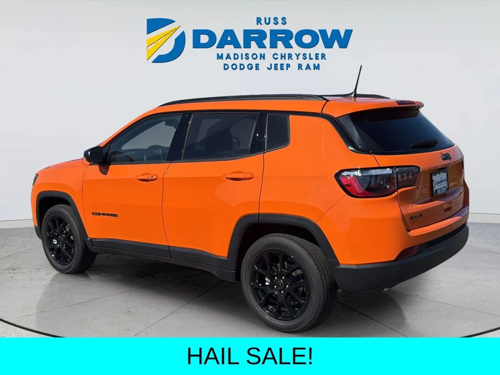New 2026 Joose Exterior Paint Jeep Latitude image 3