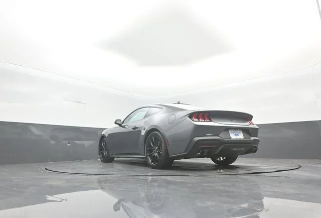 Certified Used 2025 Gray Metallic Ford GT Premium image 33