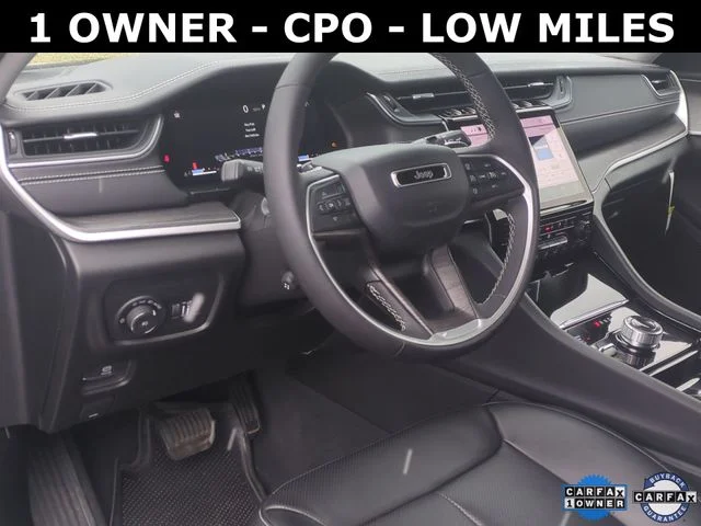Used 2023 Silver Jeep Limited image 31