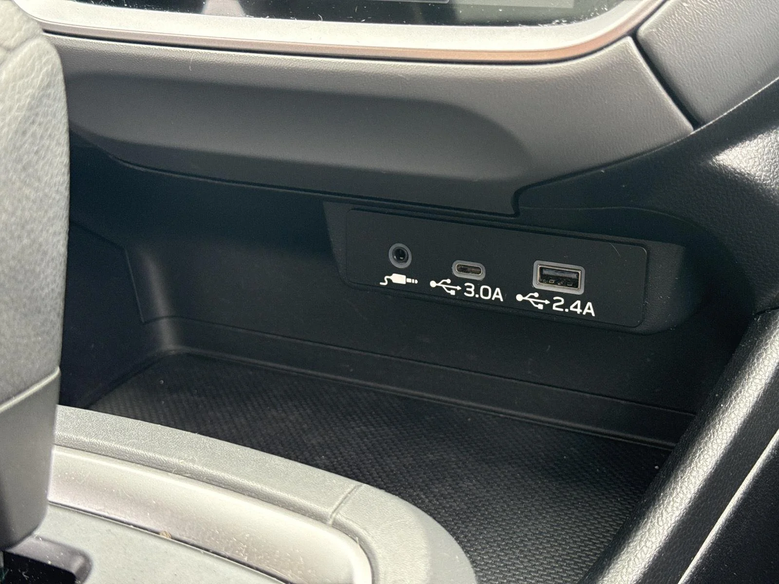 Used 2024 Magnetite Gray Metallic Subaru Premium image 17