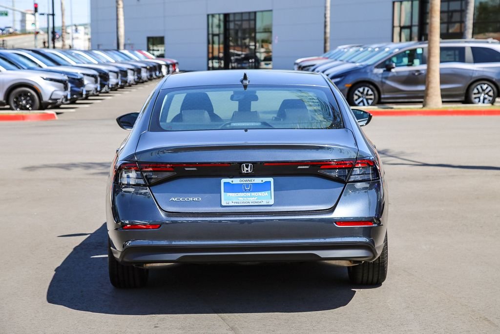 New 2026 Meteorite Gray Metallic Honda LX image 6