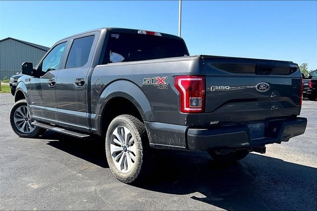 Used 2017 Gray Ford XL image 3