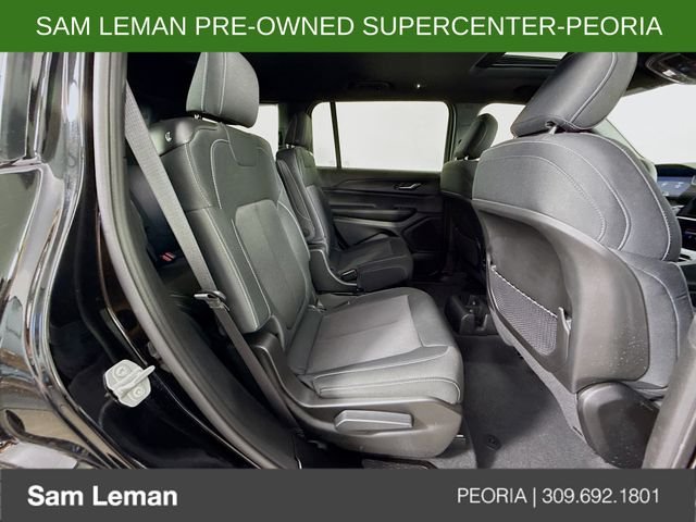 Used 2024 Black Jeep Laredo image 27