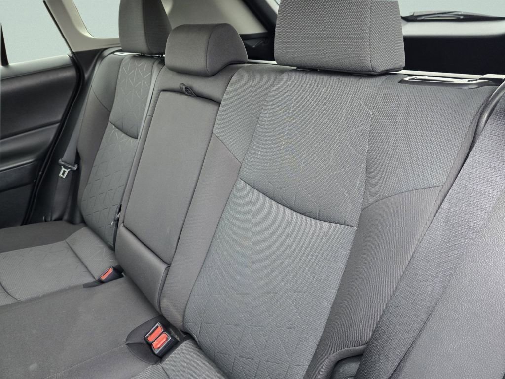 2024 Toyota RAV4 XLE - Photo 28