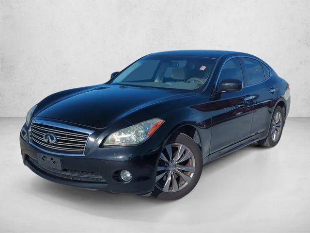 2012 INFINITI M37 