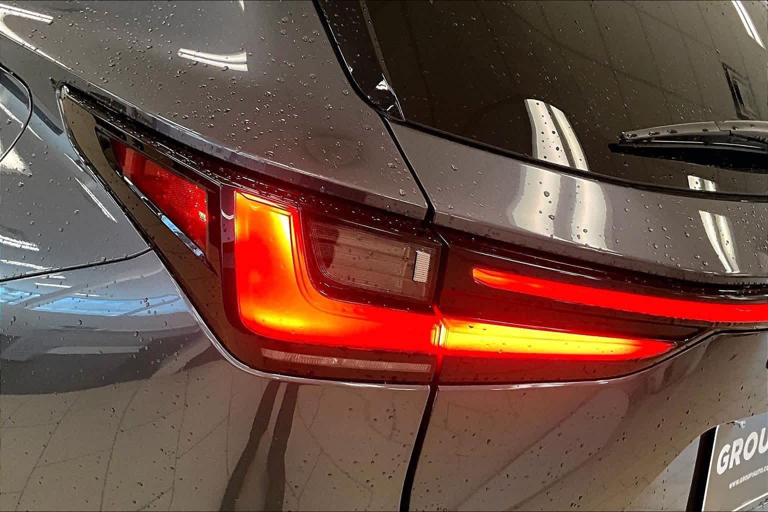 Used 2023 Cloudburst Gray Lexus F SPORT Handling image 27