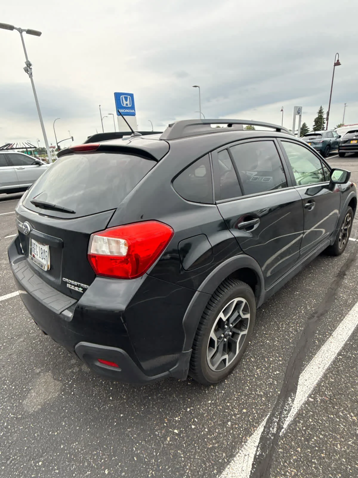 Used 2017 Crystal Black Silica Subaru Premium image 3