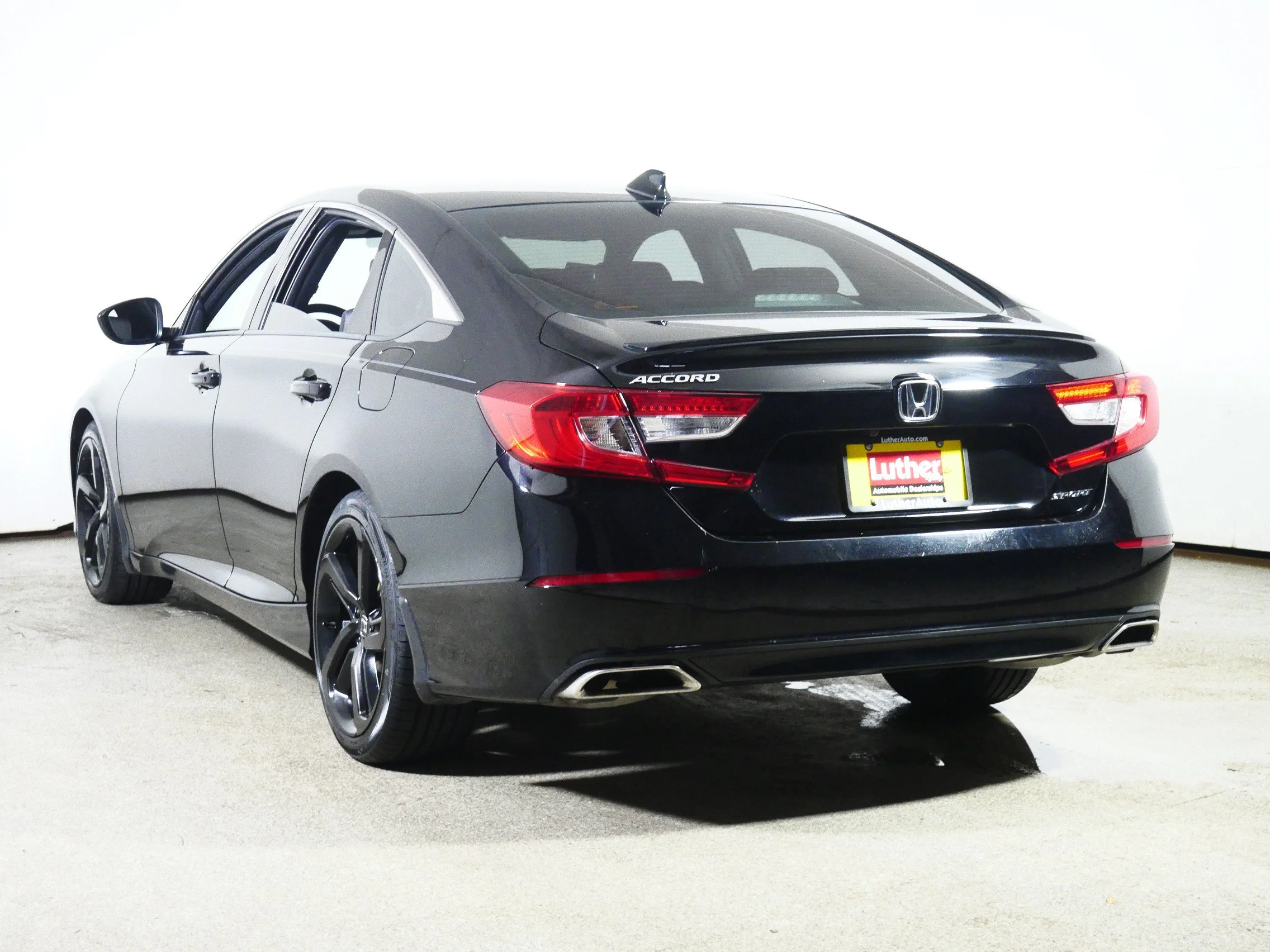 Used 2022 Crystal Black Pearl Honda Sport image 5