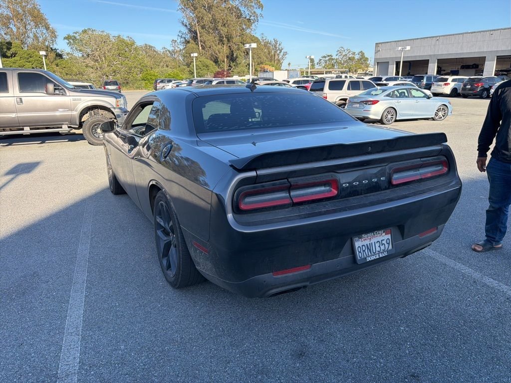 2019 Dodge Challenger R/T photo 4