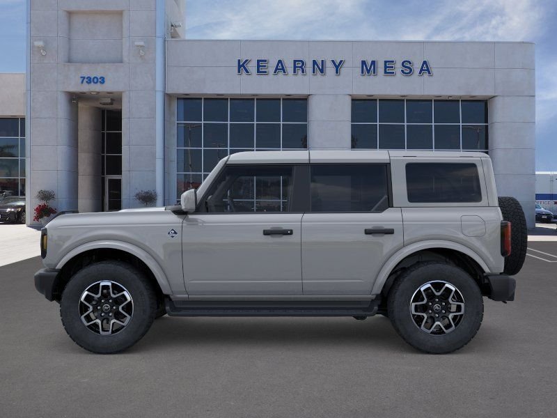New 2026 Avalanche Gray Ford Outer Banks image 3