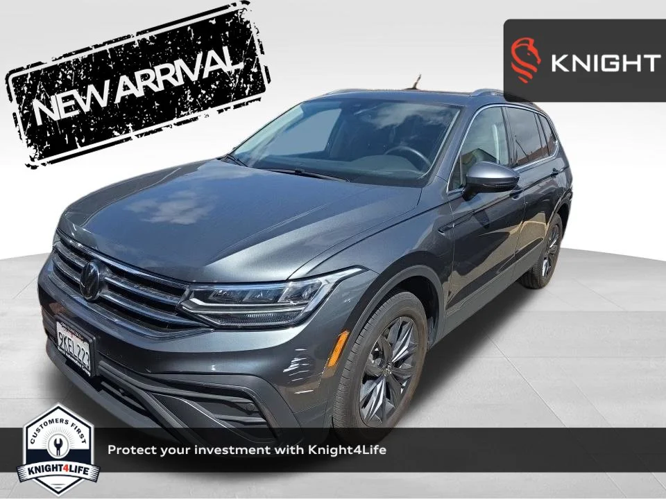 Used 2023  Volkswagen 2.0T SE image 1