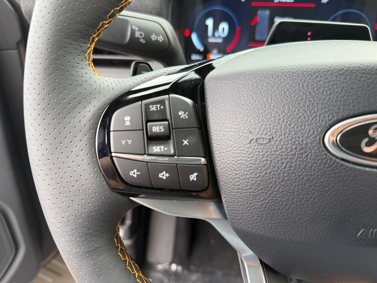New 2026 Marsh Gray Ford Tremor® image 24