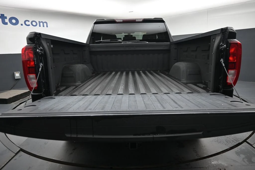 Used 2020 Black GMC Elevation image 12