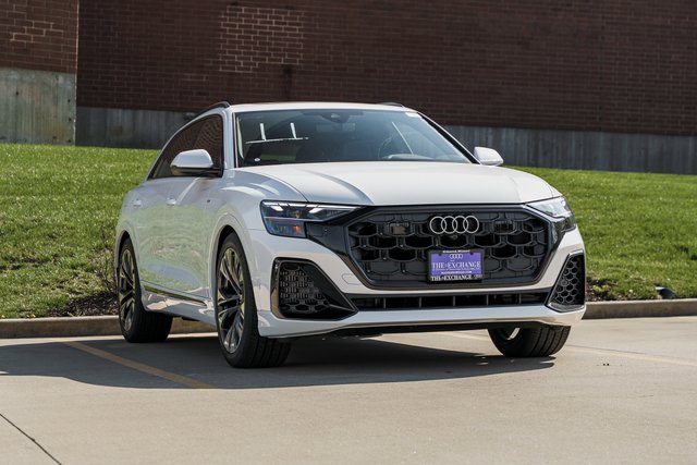 2026 Audi Q8 Premium Plus