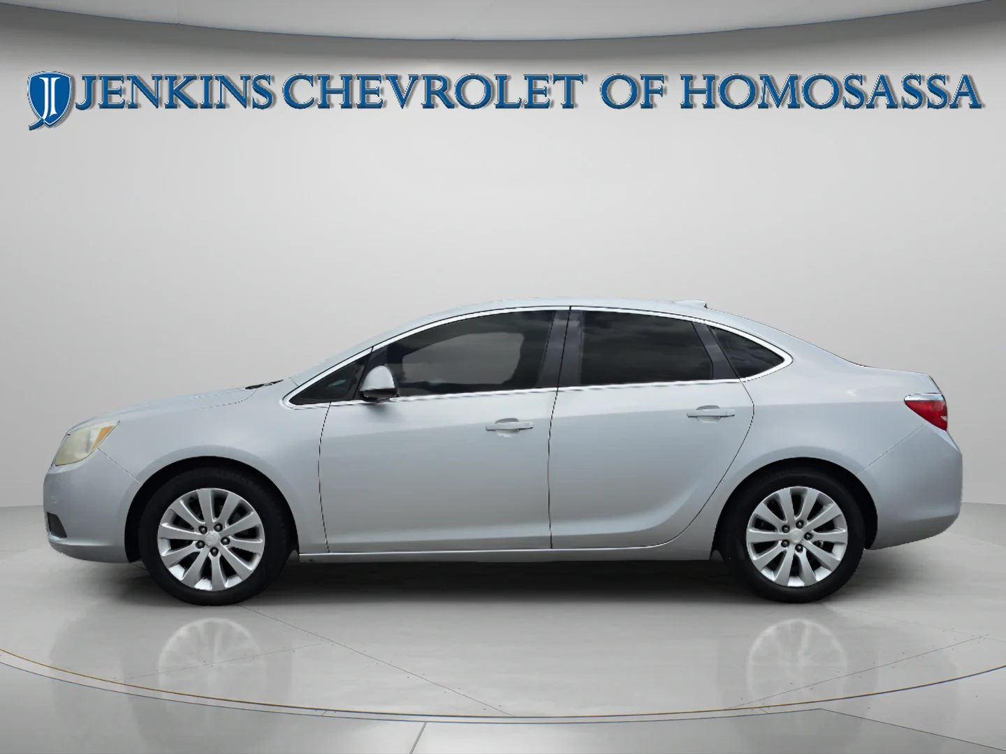 Used 2015 Quicksilver Metallic Buick Base image 9