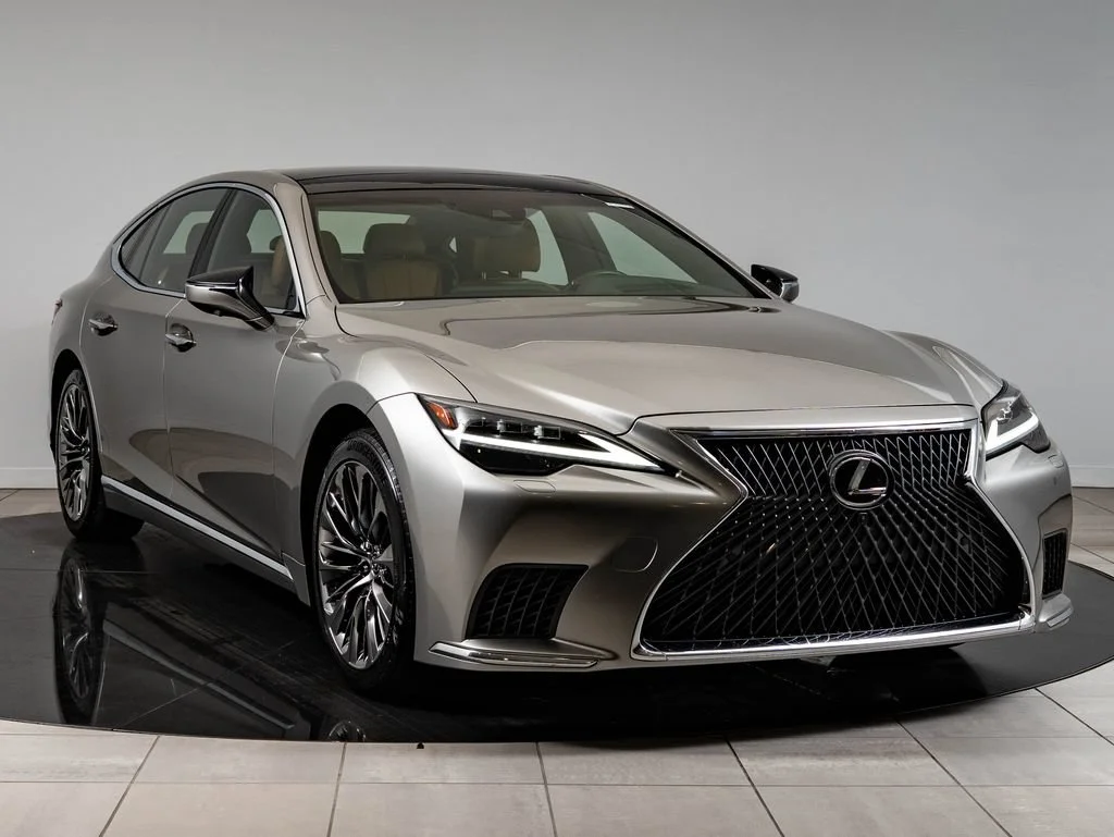 Used 2023 Atomic Silver Lexus 500 image 12