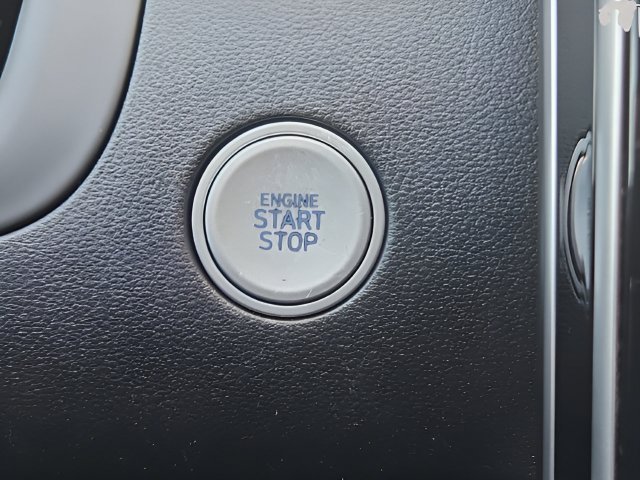 Used 2024 Black Pearl Hyundai SEL image 14