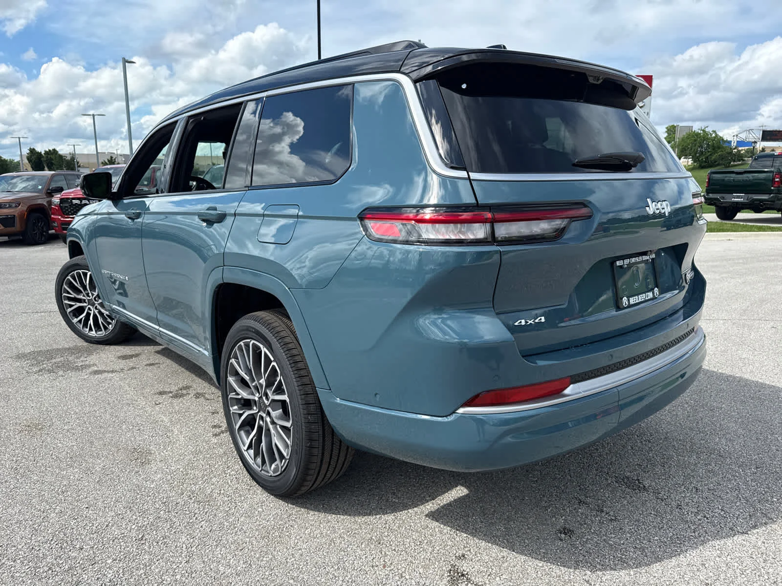 New 2026 Steel Blue Exterior Paint Jeep Summit image 6