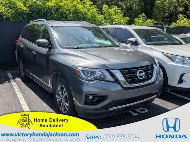 2018 Nissan Pathfinder SV 4WD's photo