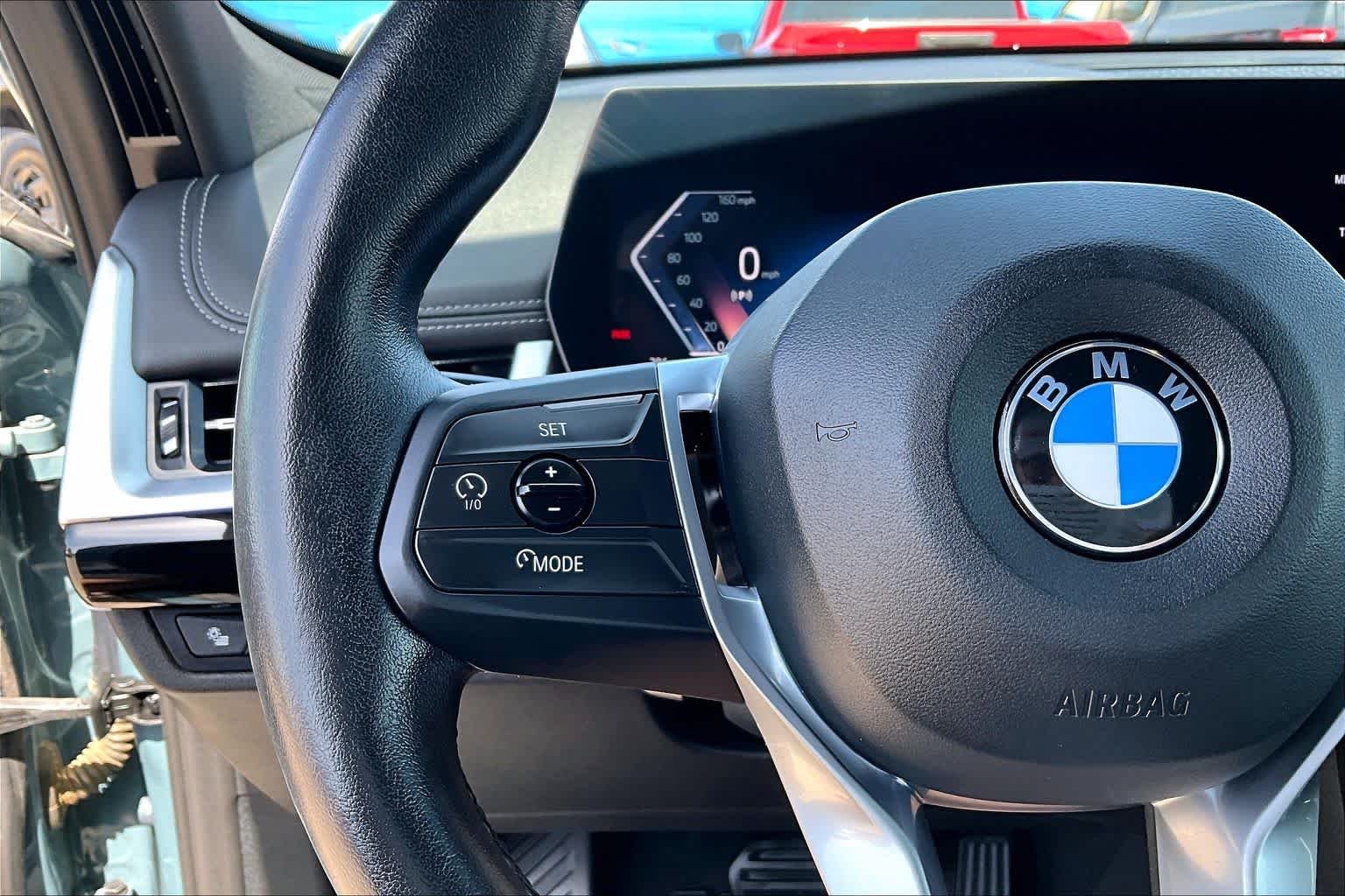Used 2024 Green Metallic BMW xDrive28i image 24