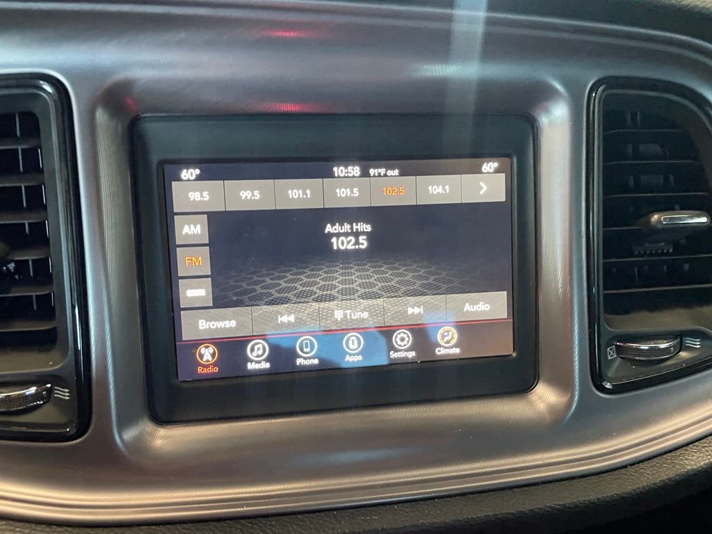 Used 2023 Green Dodge SXT image 15