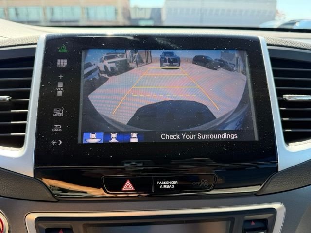 Used 2016 Gray Honda EX-L image 29