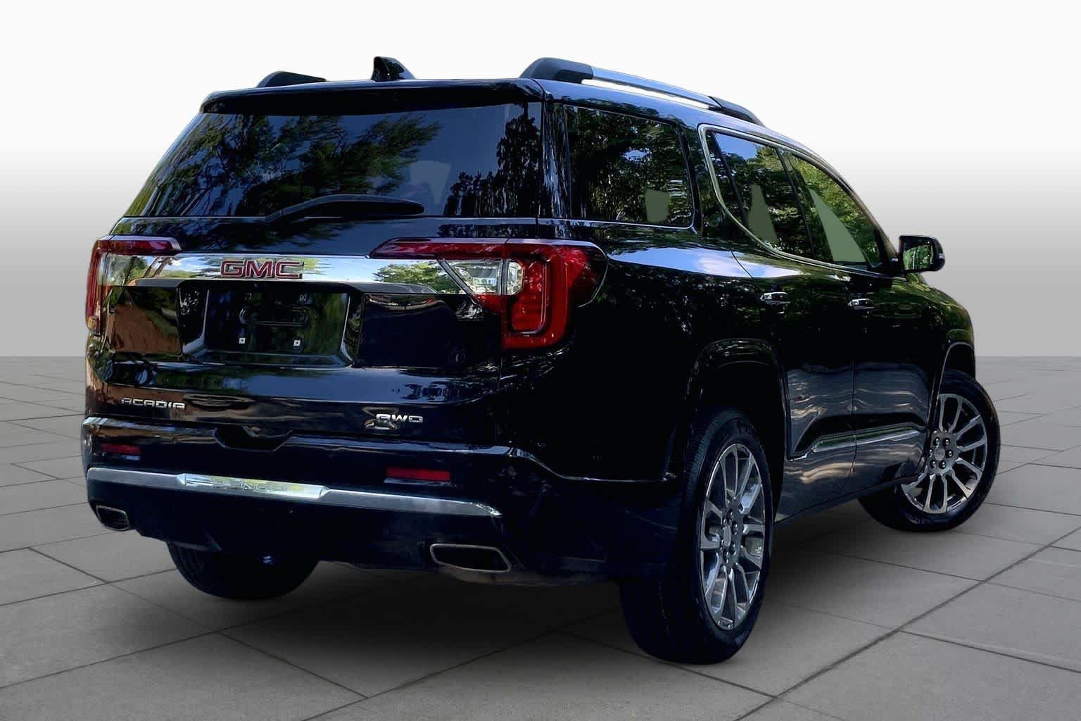 Used 2023 Ebony Twilight Metallic GMC Denali image 12
